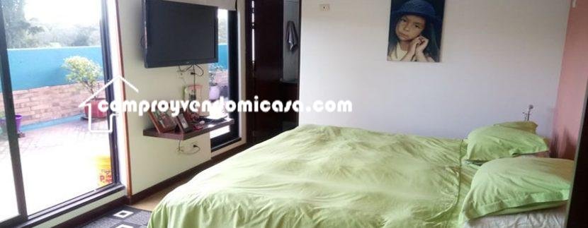 Apartamento en venta Country Club habitación principal y acceso a la terraza