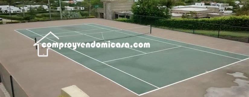 Casa en venta Apulo-cancha de tenis