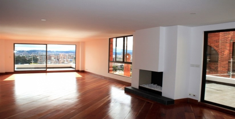 Apartamento en venta o arriendo Bosques de Pinos