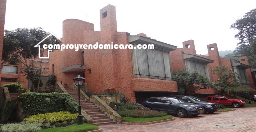 Casa en venta - permuta Bosques del marquez