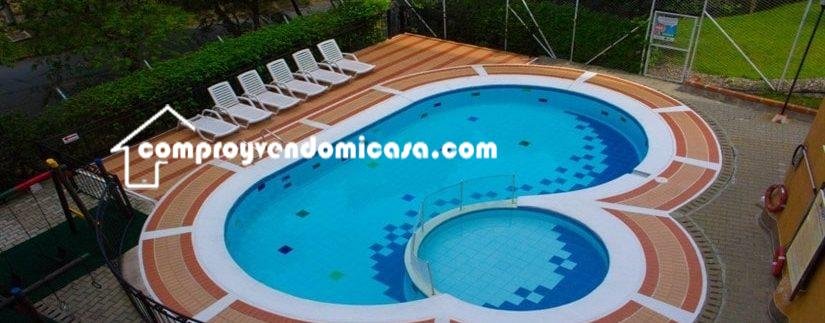 Apartamento en venta Loma de los Bernal-Piscina