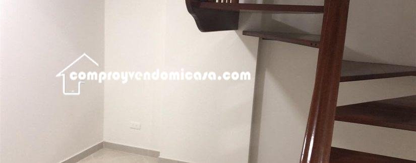 Apartamento en venta Castellana-Escaleras2