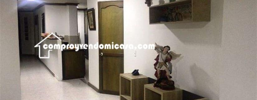 Apartamento en Venta Laureles-Hall de habitaciones