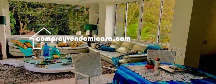 Casa Campestre en Venta El Retiro-Comedor2