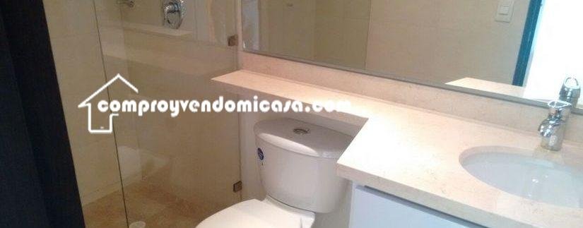 Apartaestudio en Venta Santa Barbara Central -baño7