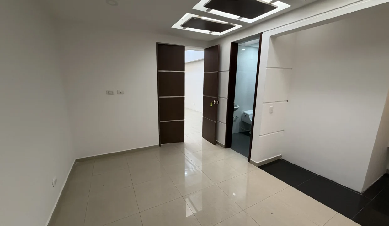 apartaestudio-en-venta-santa-barbara-11.HEIC