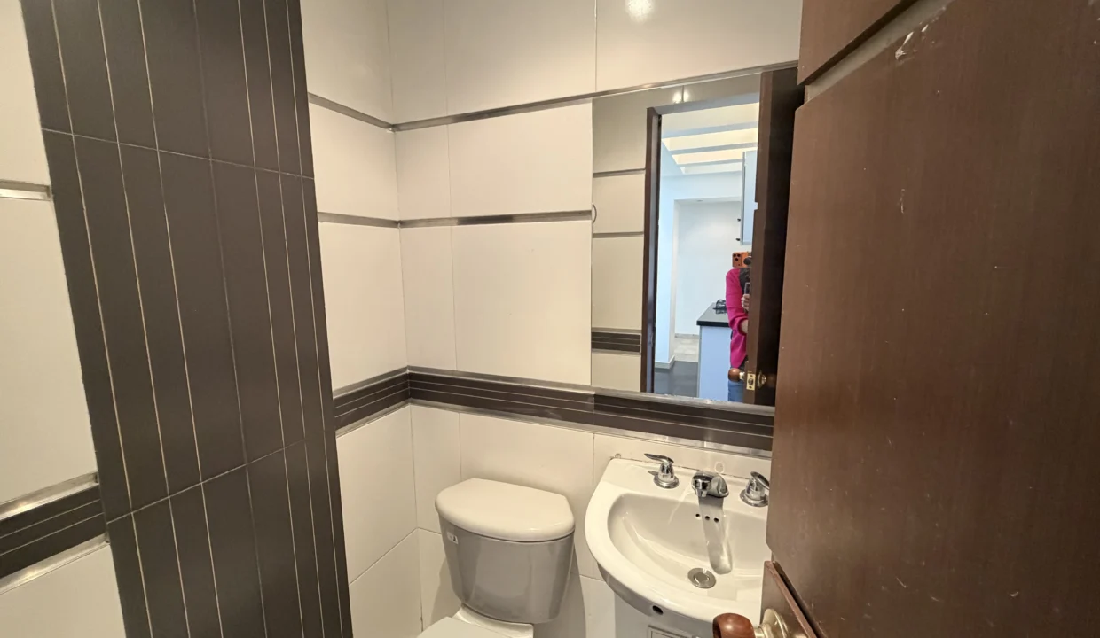 apartaestudio-en-venta-santa-barbara-3.HEIC