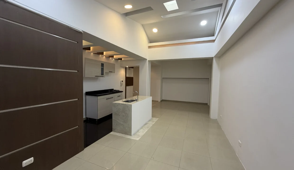apartaestudio-en-venta-santa-barbara-5.HEIC
