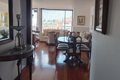 Apartamento en venta en Santa Barbara SBS309-20