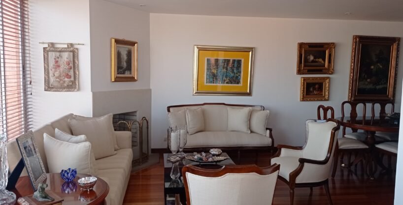 Apartamento en venta en Santa Barbara SBS309-5