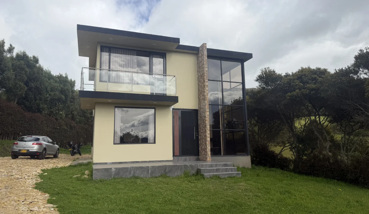 casa-en-venta-en-la-calera-2.HEIC