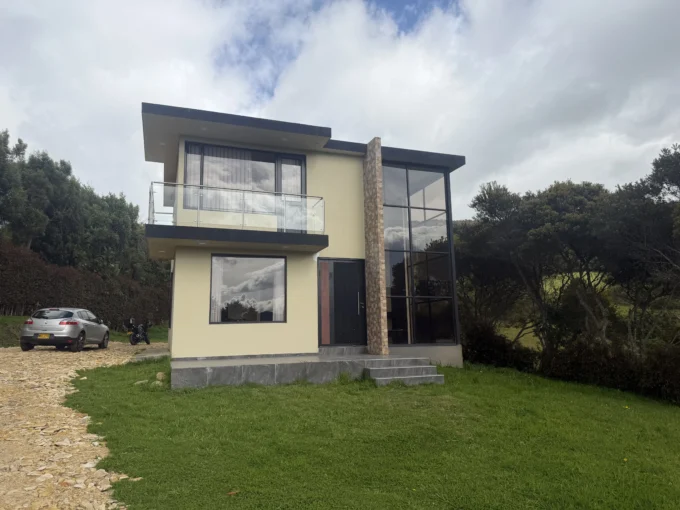 casa-en-venta-en-la-calera-2