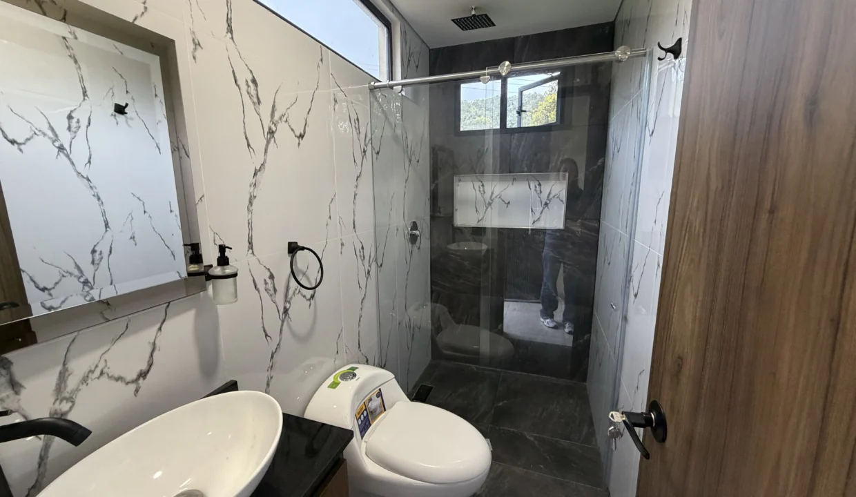 casa-en-venta-en-la-calera-24.HEIC
