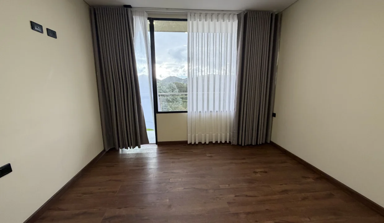 casa-en-venta-en-la-calera-34.HEIC