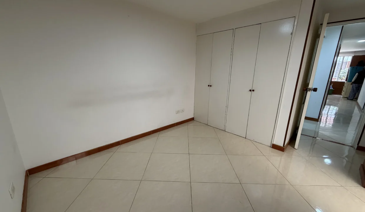 apartamento-en-venta-suba-compartir-231.HEIC