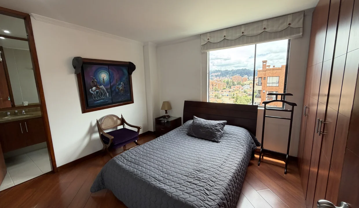 apartamento-venta-colina-campestre-terraza-12.HEIC