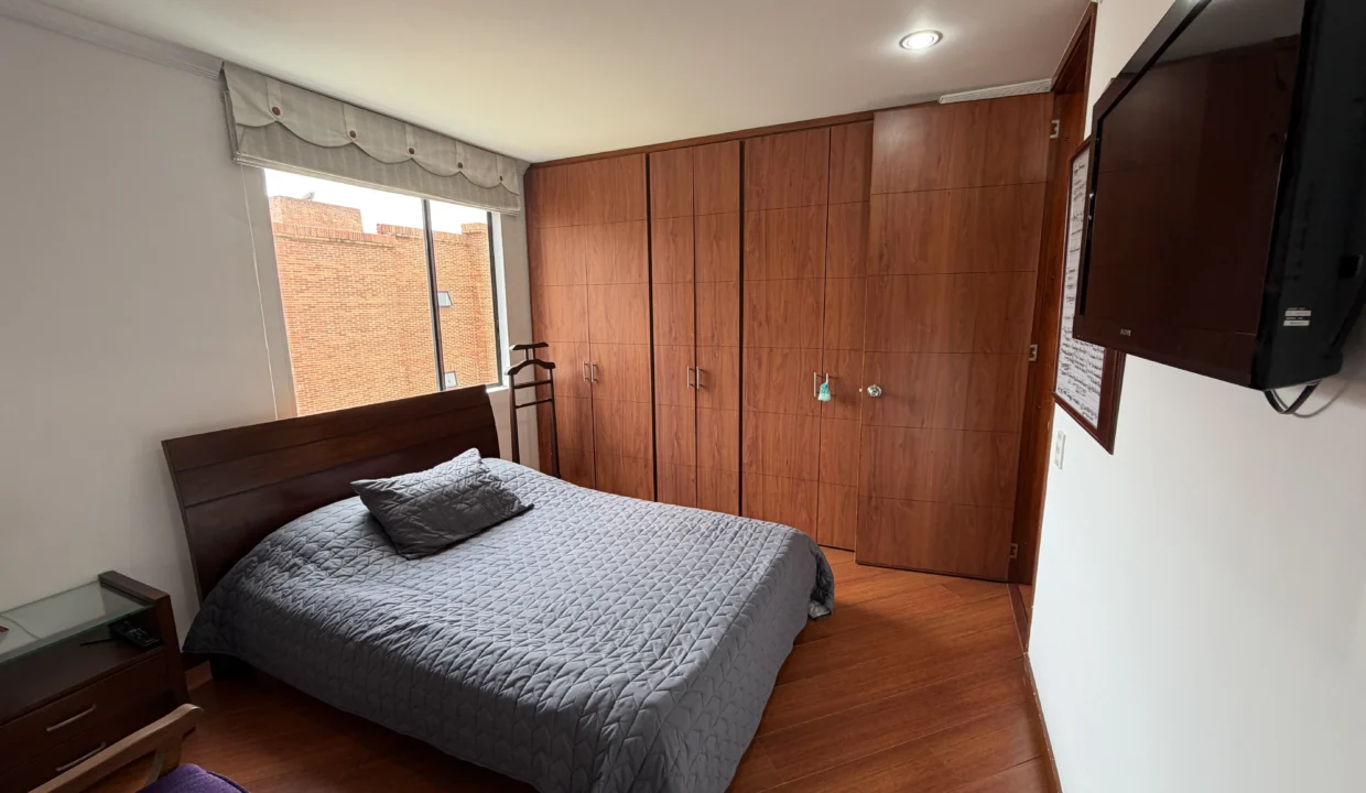 apartamento-venta-colina-campestre-terraza-15.HEIC