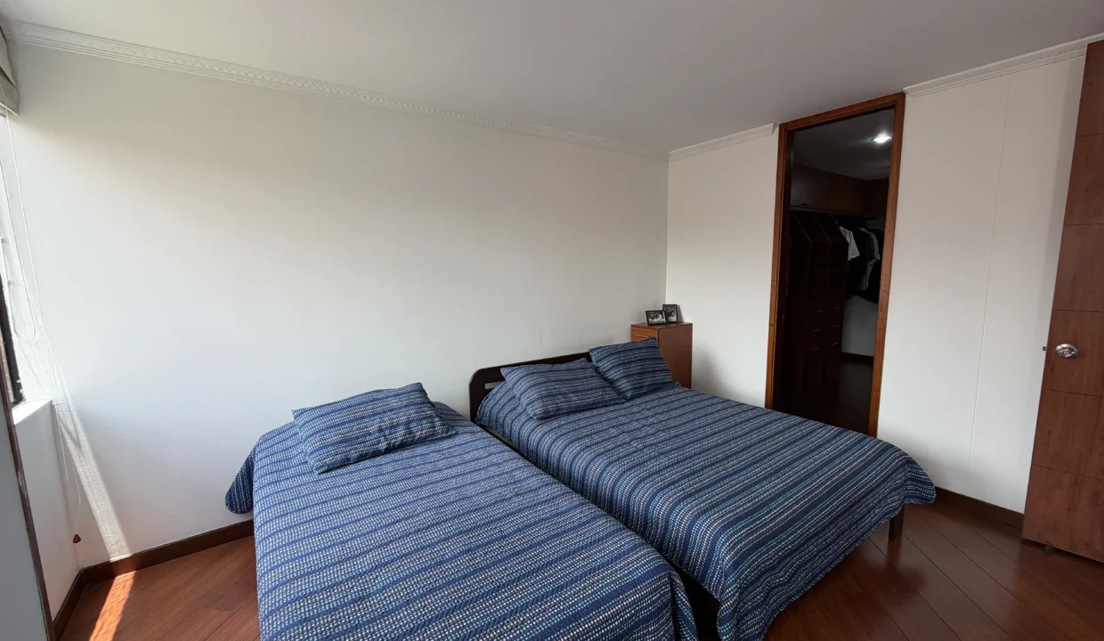 apartamento-venta-colina-campestre-terraza-18.HEIC