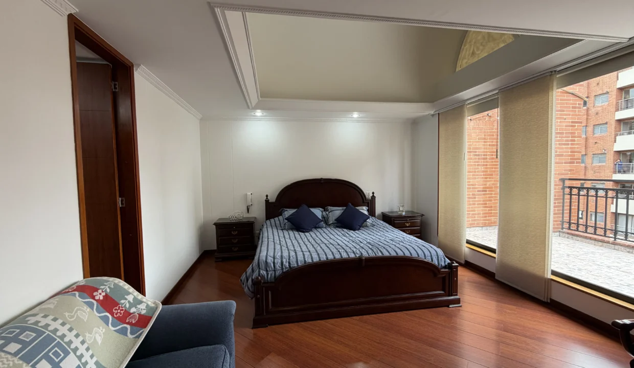 apartamento-venta-colina-campestre-terraza-24.HEIC