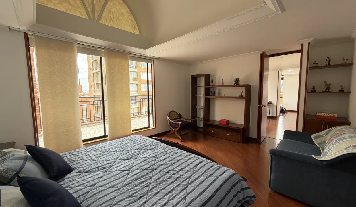 apartamento-venta-colina-campestre-terraza-29.HEIC
