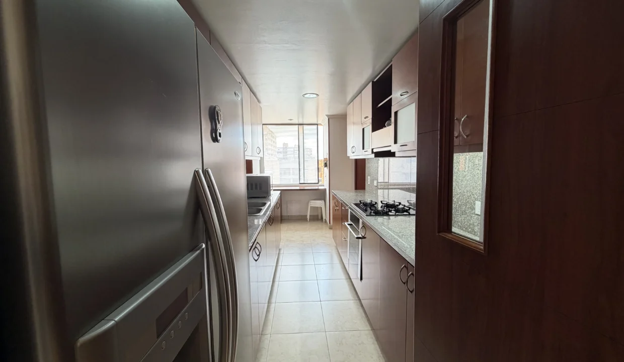 apartamento-venta-colina-campestre-terraza-3.HEIC
