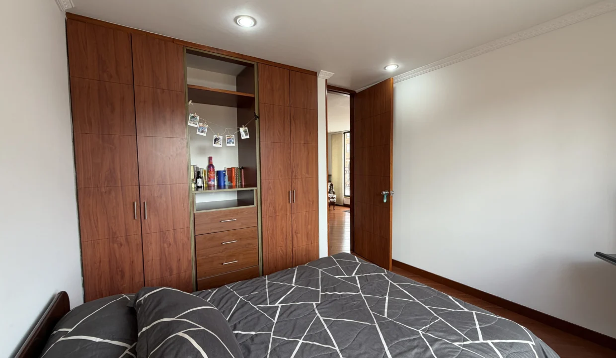 apartamento-venta-colina-campestre-terraza-38.HEIC