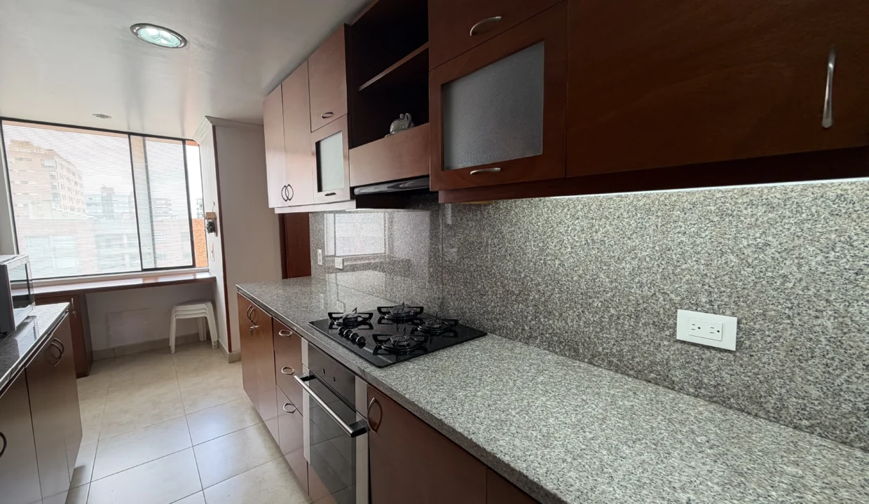 apartamento-venta-colina-campestre-terraza-5.HEIC