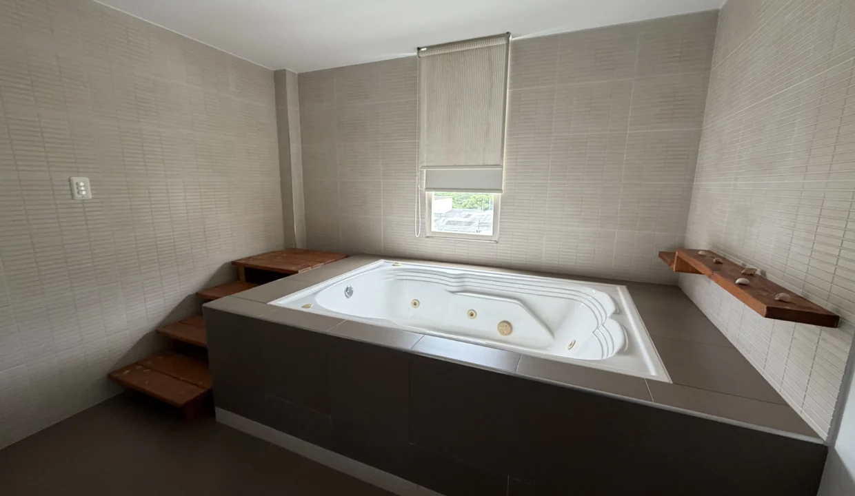 Hotel en Venta en Yopal Casanare-20.HEIC