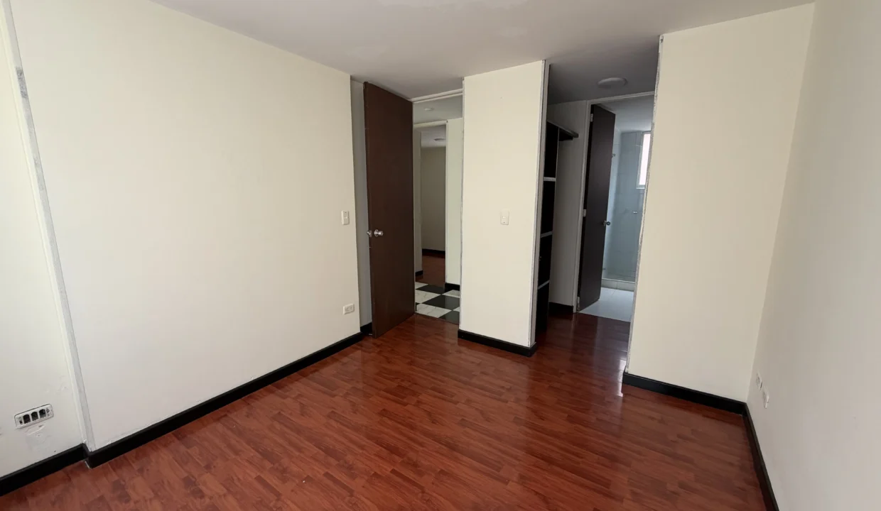 apartamento-en-arriendo-suba-9.HEIC